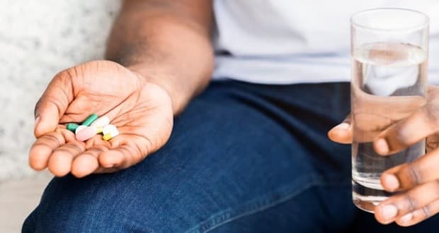 مسکن‌هایی مثل استامینوفن و ایبوپروفن خودشان عامل سردرد شما هستند!